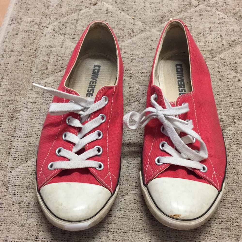 Red converse